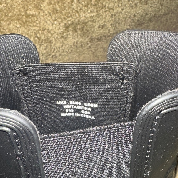 Hunter Original Play Waterproof Black Ankle Rain Boots - Picture 10 of 12